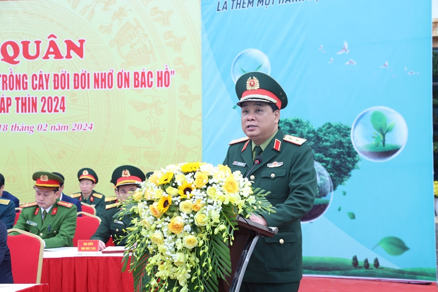 Hình ảnh: Trung tướng Hồ Quang Tuấn, Chủ nhiệm Tổng cục Công nghiệp quốc phòng phát động hưởng ứng “Tết trồng cây đời đời nhớ ơn Bác Hồ” năm 2024.