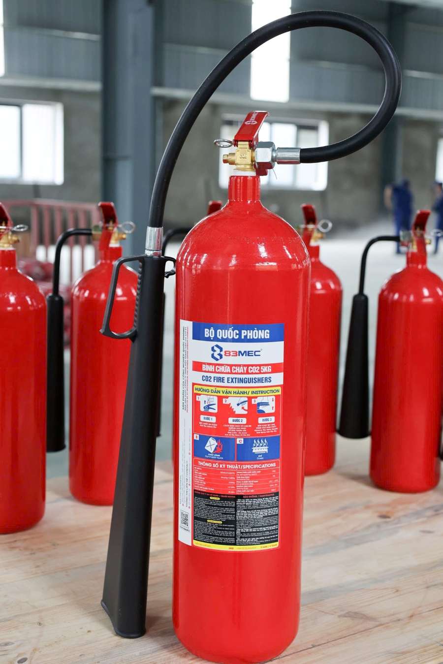 bình chữa cháy CO2 MT5 83MEC - Bộ Quốc Phòng