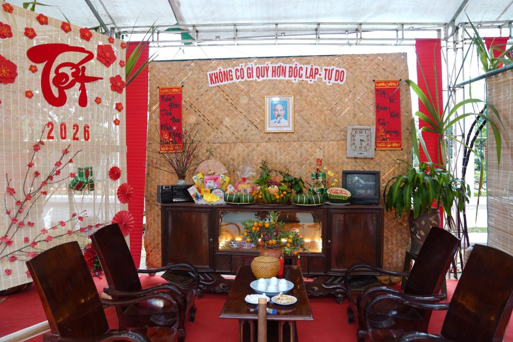 Nhà máy Z183: Chương trình “Tết sum vầy – Xuân ơn Đảng” lan tỏa tinh thần đoàn kết, sẻ chia 625134421 1531913748936197 3394579613725612401 n