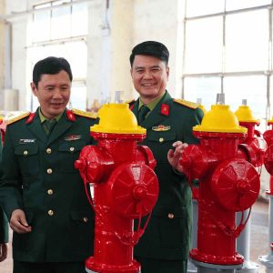 trụ nước chữa cháy 3 cửa 83MEC